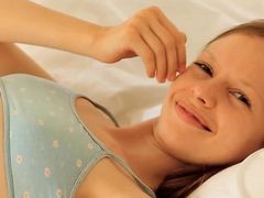 Young angel wants wild enjoyment