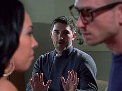 A good steamy sex in the doctor's office can help save relationship