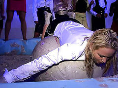 WHEN MUDDY GAMES BECOME MUDDY FIGHTS