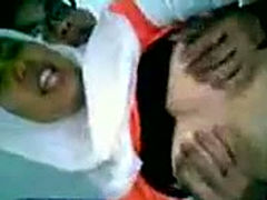 Arab wife gets to expose and flash her sexy and appetizing titties