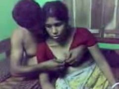 Amateur young Mumbai girl and her boyfriend on webcam